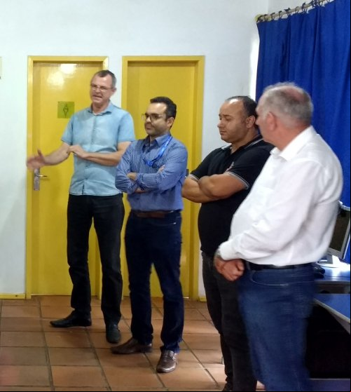PRESIDENTE DA ACI CDL DE SÃO LOURENÇO DO SUL SERGIO HOLZ, VISITOU A  1º FEIRA DO EMPREENDEDORISMO