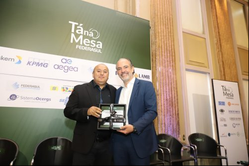 ACI/CDL é homenageada pela FEDERASUL pelos 85 anos de dedicação ao empreendedorismo e desenvolvimento empresarial