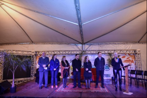 TALK SHOW OFERTOU EDUCAÇÃO FINANCEIRA NO FESTIVAL DE INVERNO LOURENCIANO