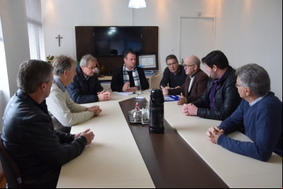 ACI/CDL ESTEVE REUNIDA COM O PREFEITO MUNICIPAL
