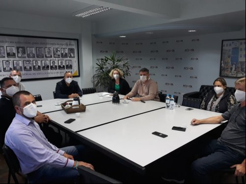 DIRETORIA DA ACI/CDL E SEC. MUN. DE SAÚDE ALINHARAM AÇÕES CONJUNTAS PARA PREVENÇÃO AO COVID-19